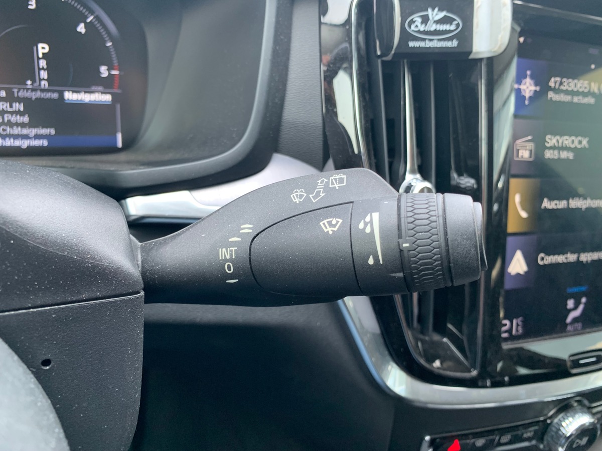 Volvo V60 150 ch | Business Excecutive | Caméra recul | Apple car Play | Cuir | Régulateur vitesse