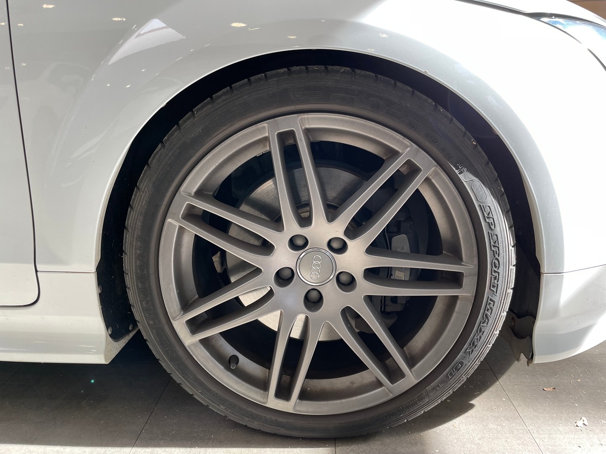 Audi TTS II 2.0 TFSI 272ch Quattro Roadster