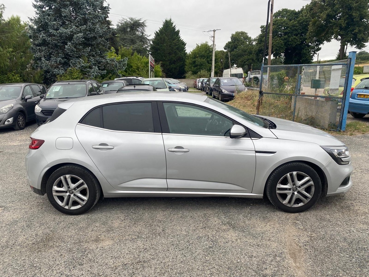 RENAULT Megane iv dci
