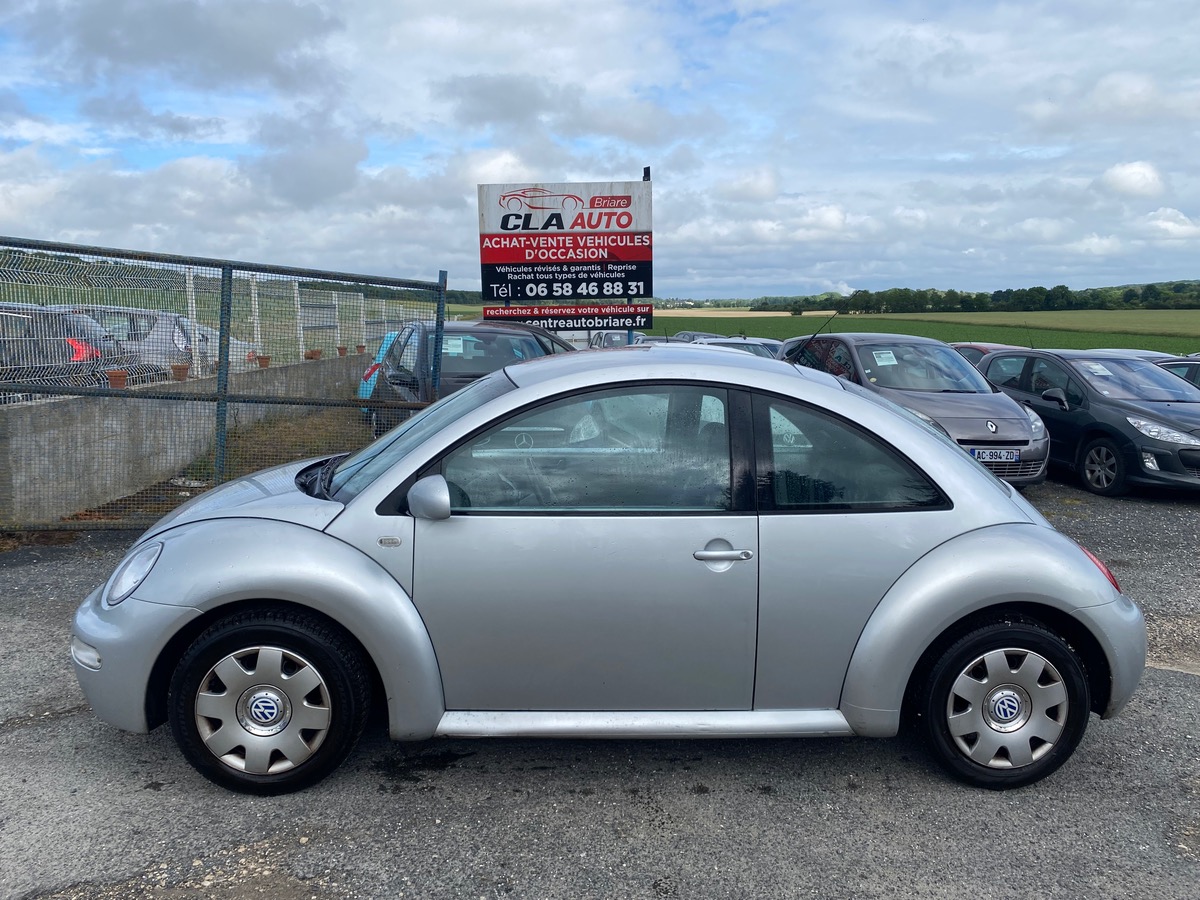 Volkswagen NEWBEETLE 1.6i 100cv 200211km