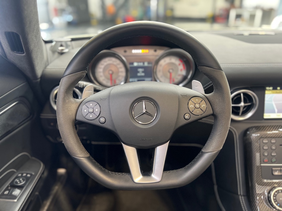 Mercedes-Benz SLS Roadster 6.3 V8 571 cv AMG SPEEDSHIFT DCT7 CAB/Carbone/Bang & Olufsen/