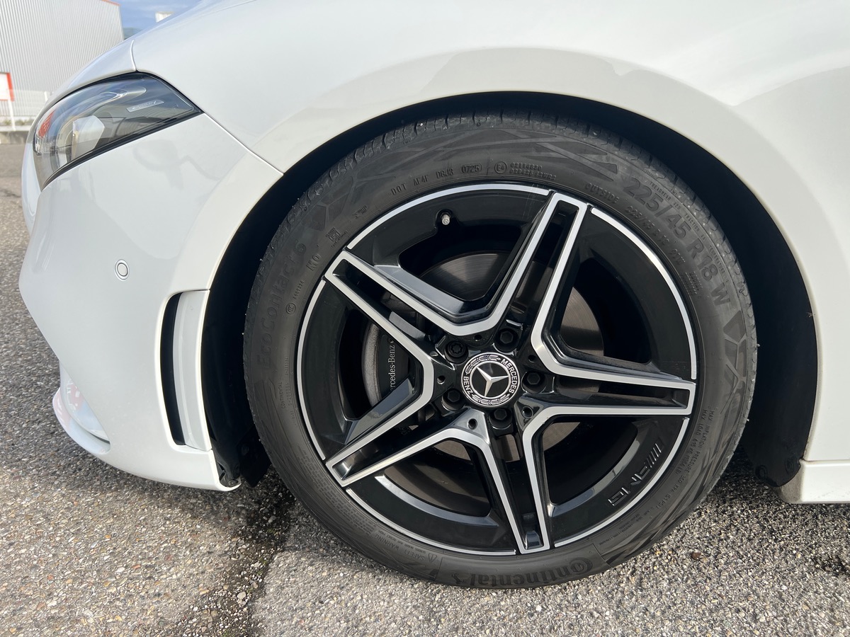 Mercedes-Benz Classe A 200d AMG LINE 150cv, SUIVI COMPLET, TOIT OUVRANT, CARPLAY, LED, MULTIBEAM