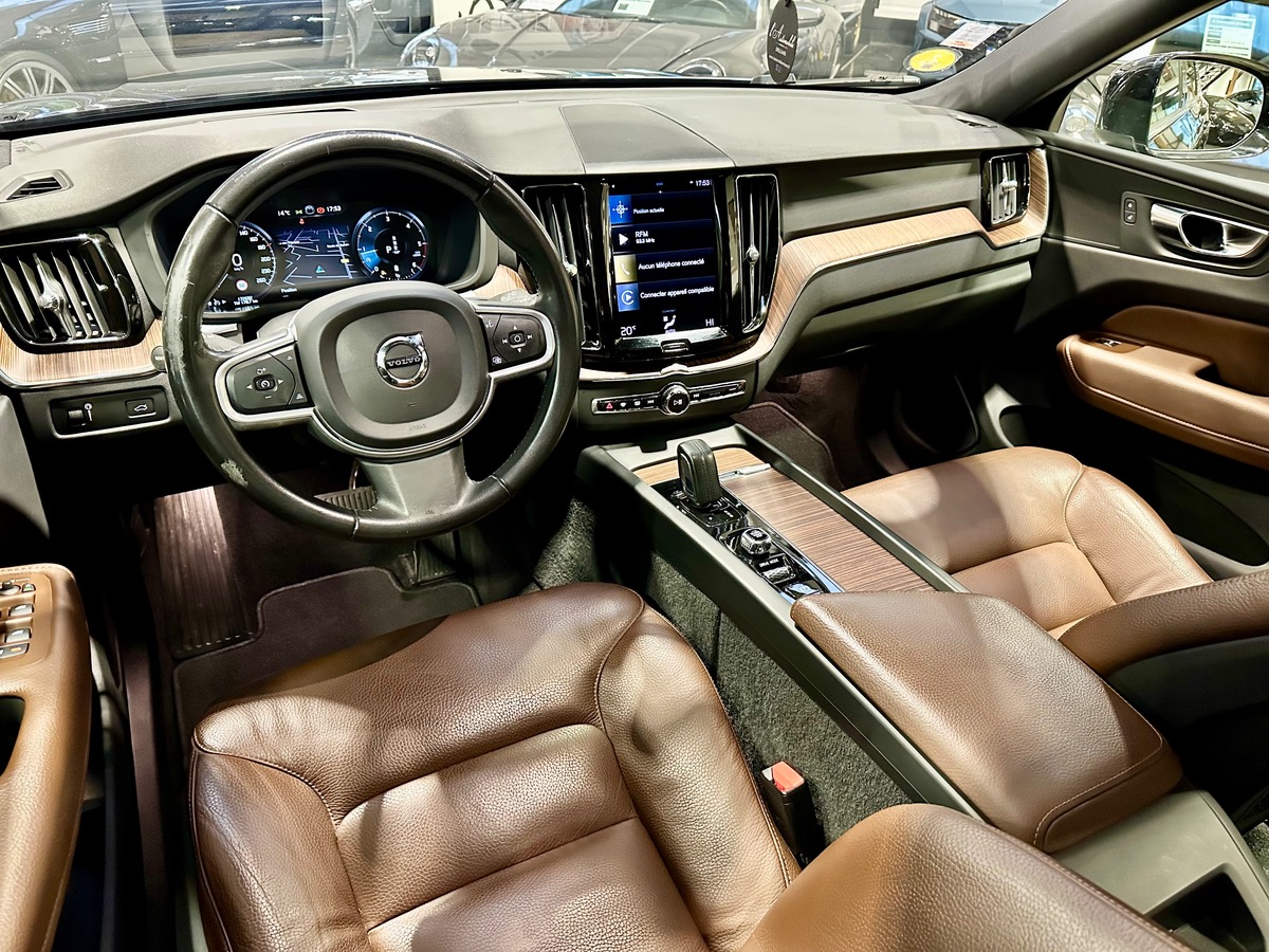 Volvo XC60 II B4 AWD 197 D Business Executive Geartronic 8 AWD 1ère Main b