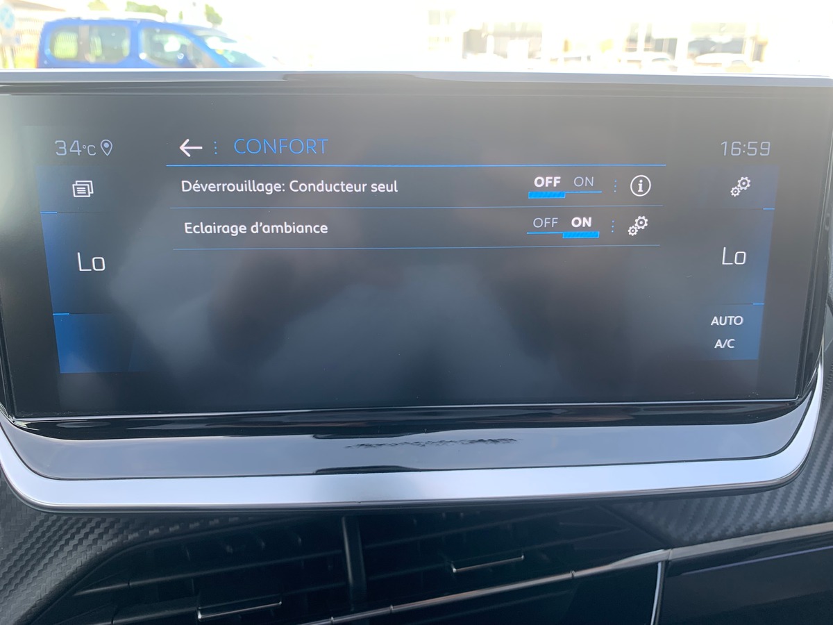 Peugeot 208 100 chevaux | GT | Apple car Play Android Auto | Caméra de recul | Régulateur vitesse