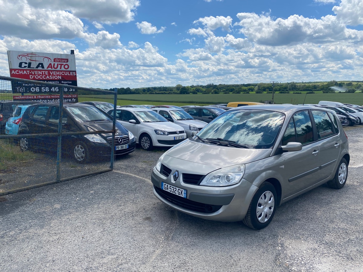 RENAULT Scenic II 1.5 dci 105cv 149160km 1ere main 