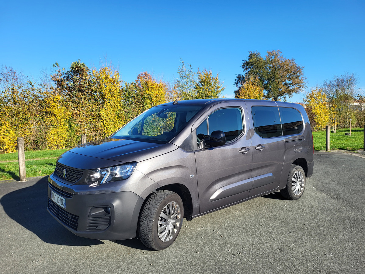 Peugeot PARTNER LONG 150 ch | ASPHALT BLUE HDI | Premiére Main | Caméra de recul | TVA Récupérable