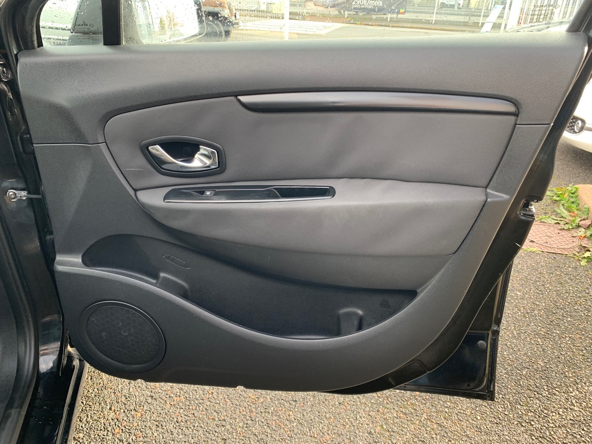 RENAULT Megane Scenic 130 ch | GRAND SCENIC | 7 Places | Business