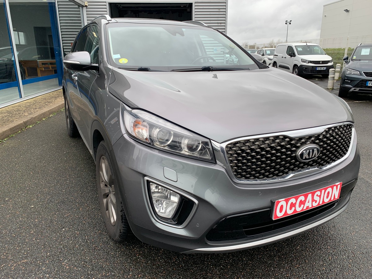 Kia Sorento 200 ch | Premium | 7 Places | AWD | Toit ouvrant panoramique | GPS | Régulateur vitesse