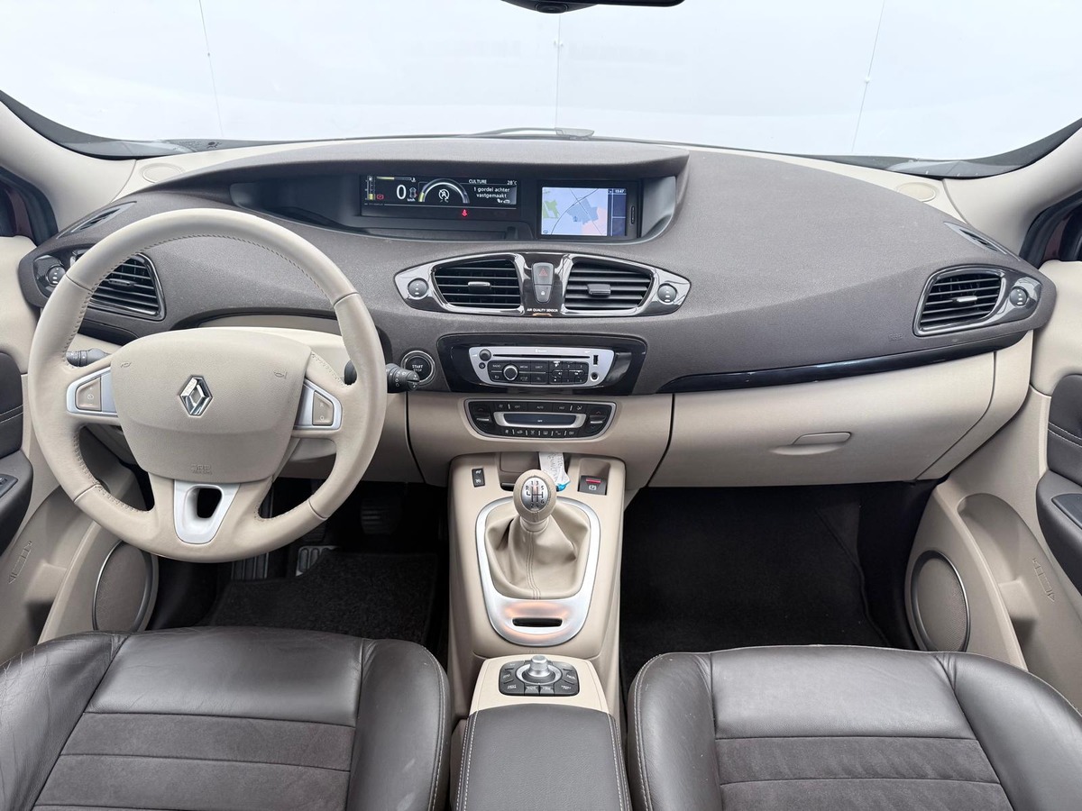 RENAULT Scenic 1.5 dci 110   Dynamique Première main