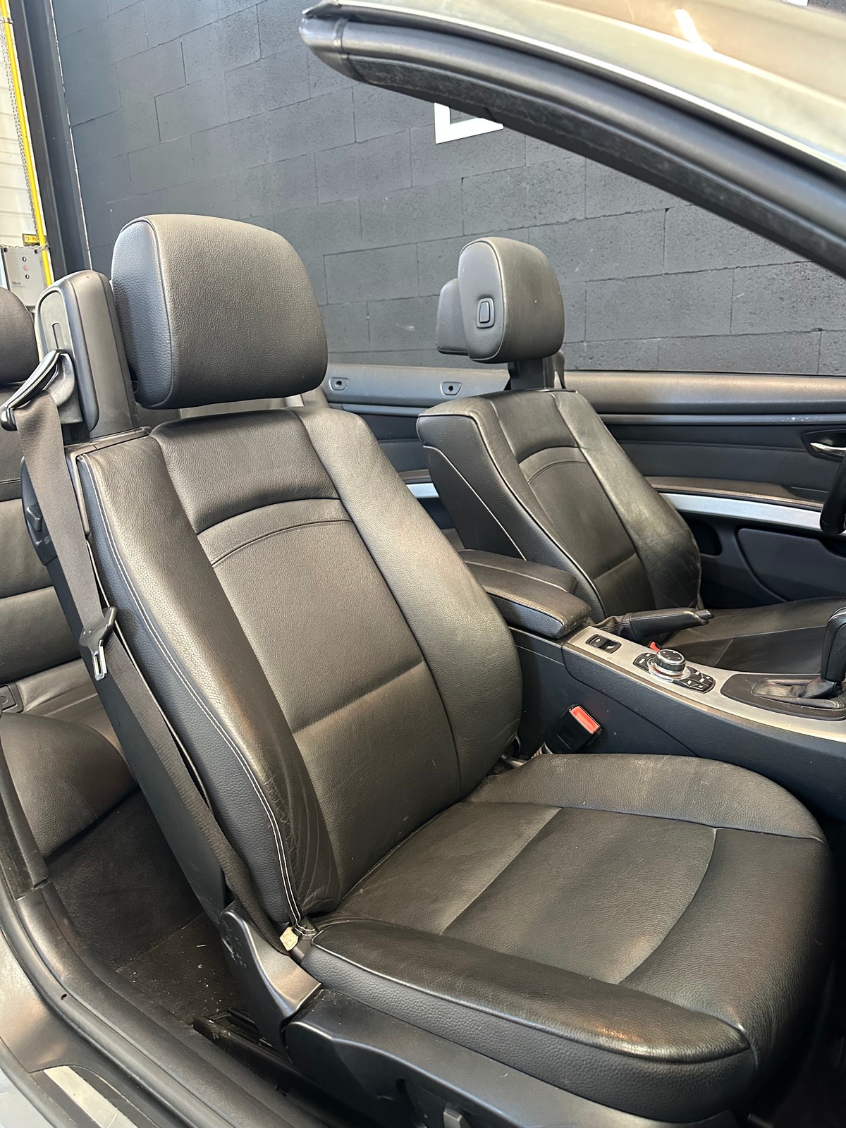 Bmw Série 3 320D E93 177CV BVA CONFORT