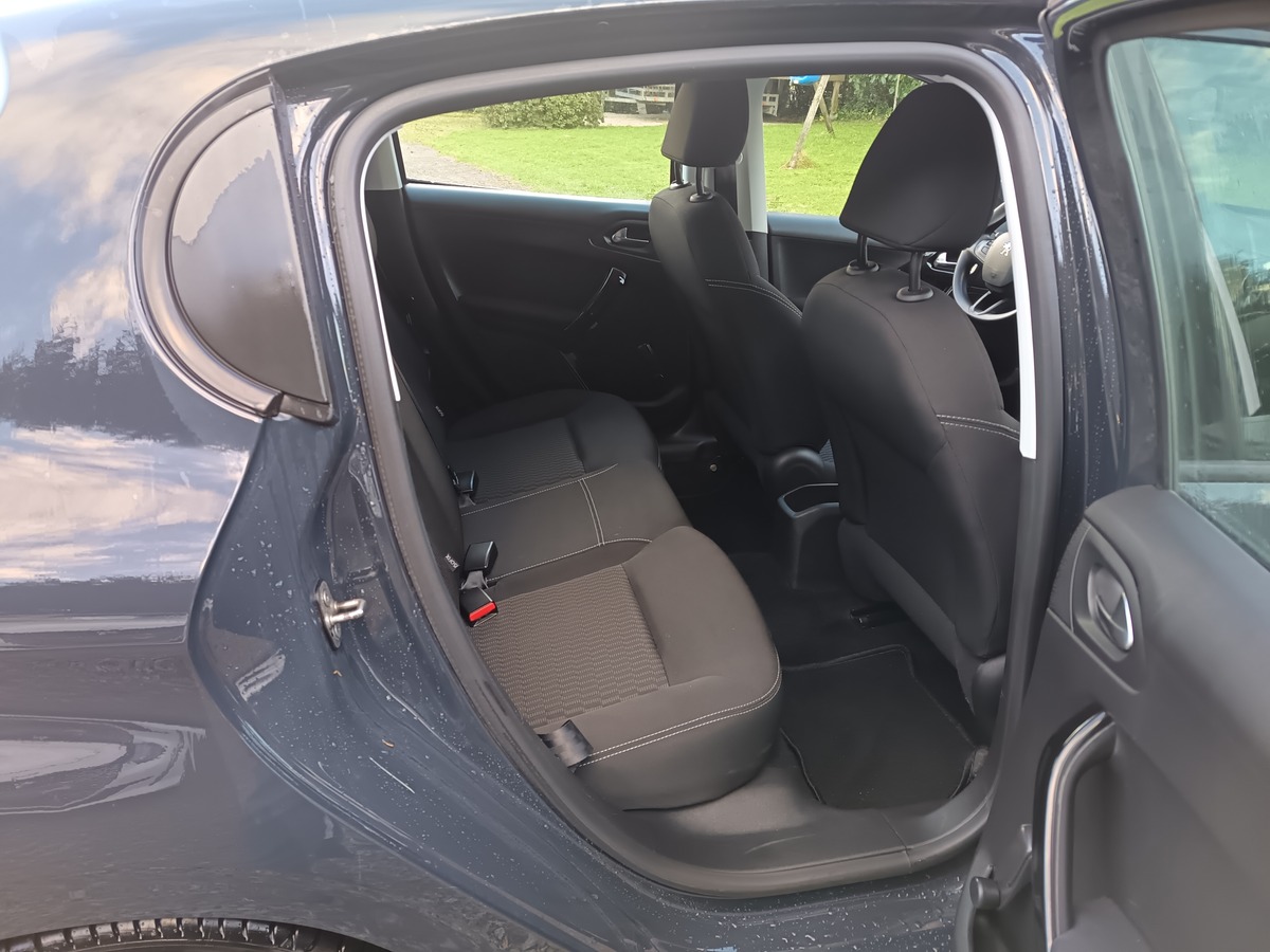 Peugeot 208 1.2 68 CH ACTIVE Gtie 6 mois/ Android Auto/ Gps