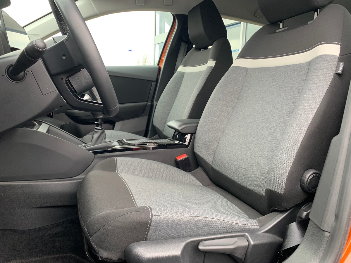 Citroën C4 100 ch | Feel | Connect Nav | Apple carplay Android auto | Radar de stationnement arriére