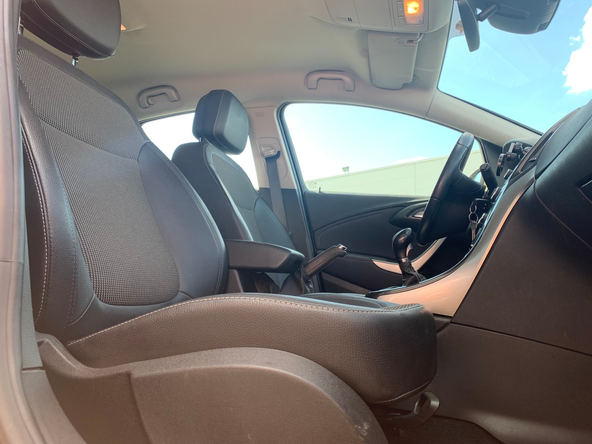 Opel OPEL ASTRA 110 chevaux | Caméra de recul | Régulateur de vitesse | GPS | Climatisation | Barres toit