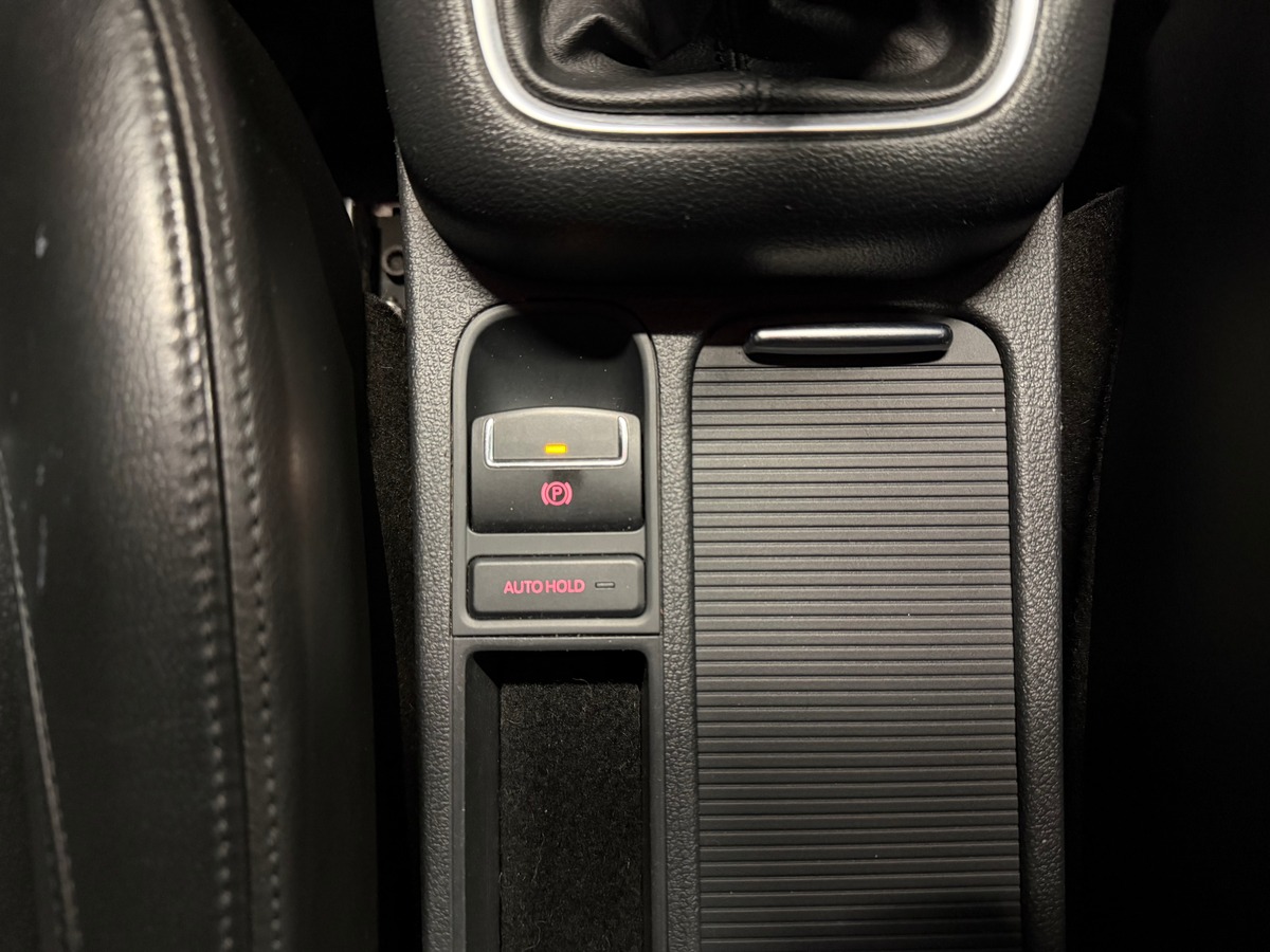 Volkswagen Tiguan 2.0 TDI R LINE TOIT PANORAMIQUE OUVRANT / CAMERA DE RECUL