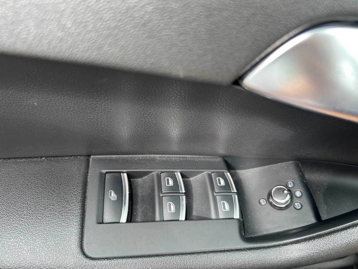 Audi A3 Cabriolet 1,6L TDI 105cv SLINE, SUIVI COMPLET, CARPLAY