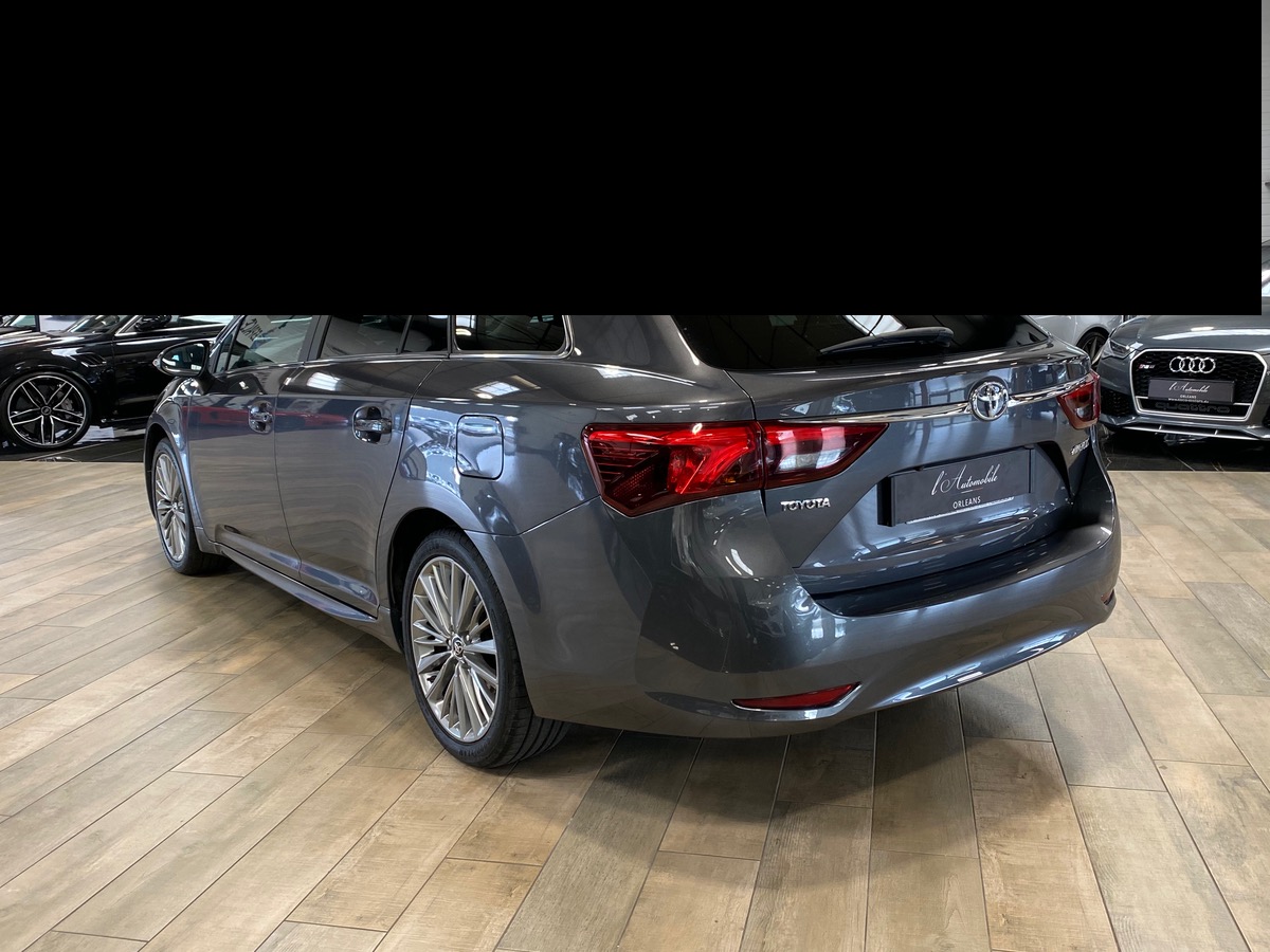 Toyota Avensis SW 2.0 D-4D 143 EXECUTIVE GPS/CAM