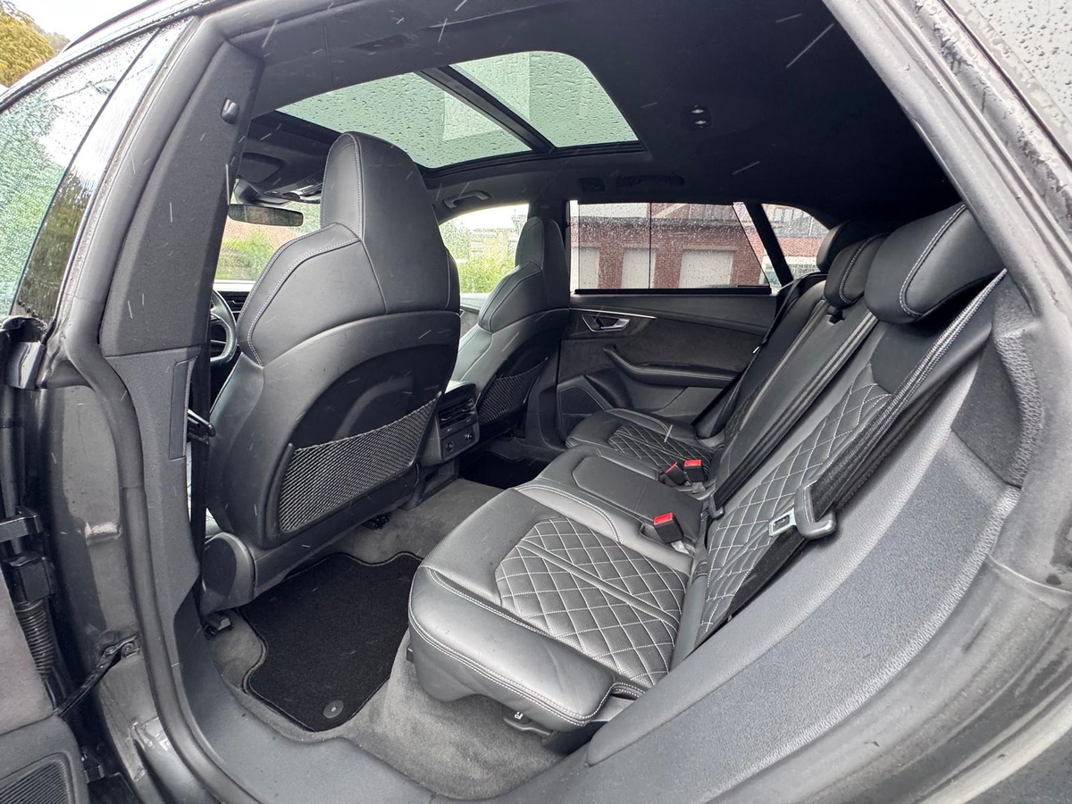 Audi Q8 50 3.0 TDI V6  Quattro Tiptronic8 286 cv S-LINE - Francais