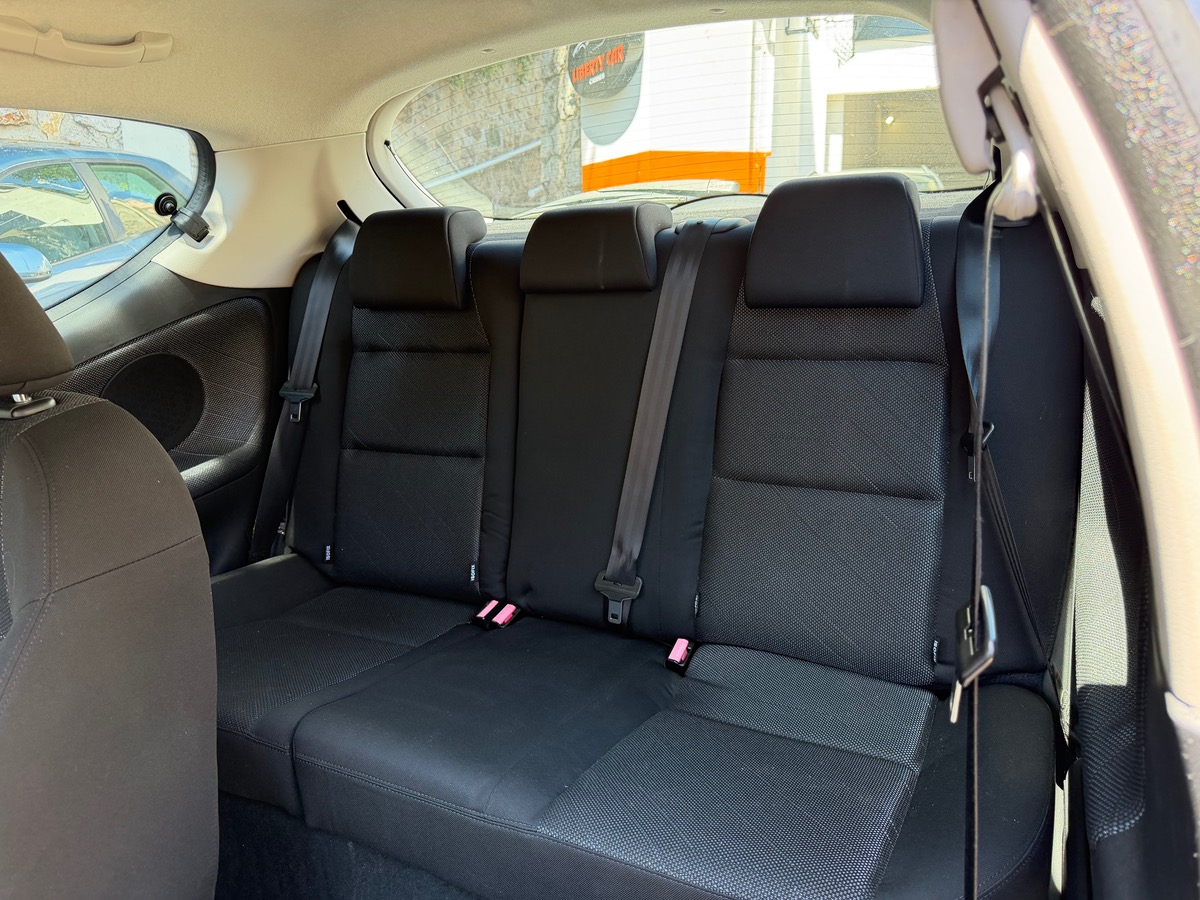 Peugeot 207 1.4 VTI 95 CV / 1er Main / Premium / Km Réel / Clim / Jantes