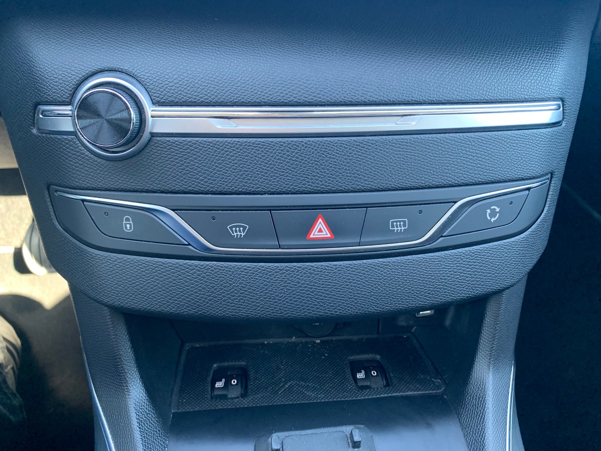 Peugeot 308 SW ALLURE | 150 ch | 1iére MAIN | Mirror screen | Pack Side Security | Siéges chauffants