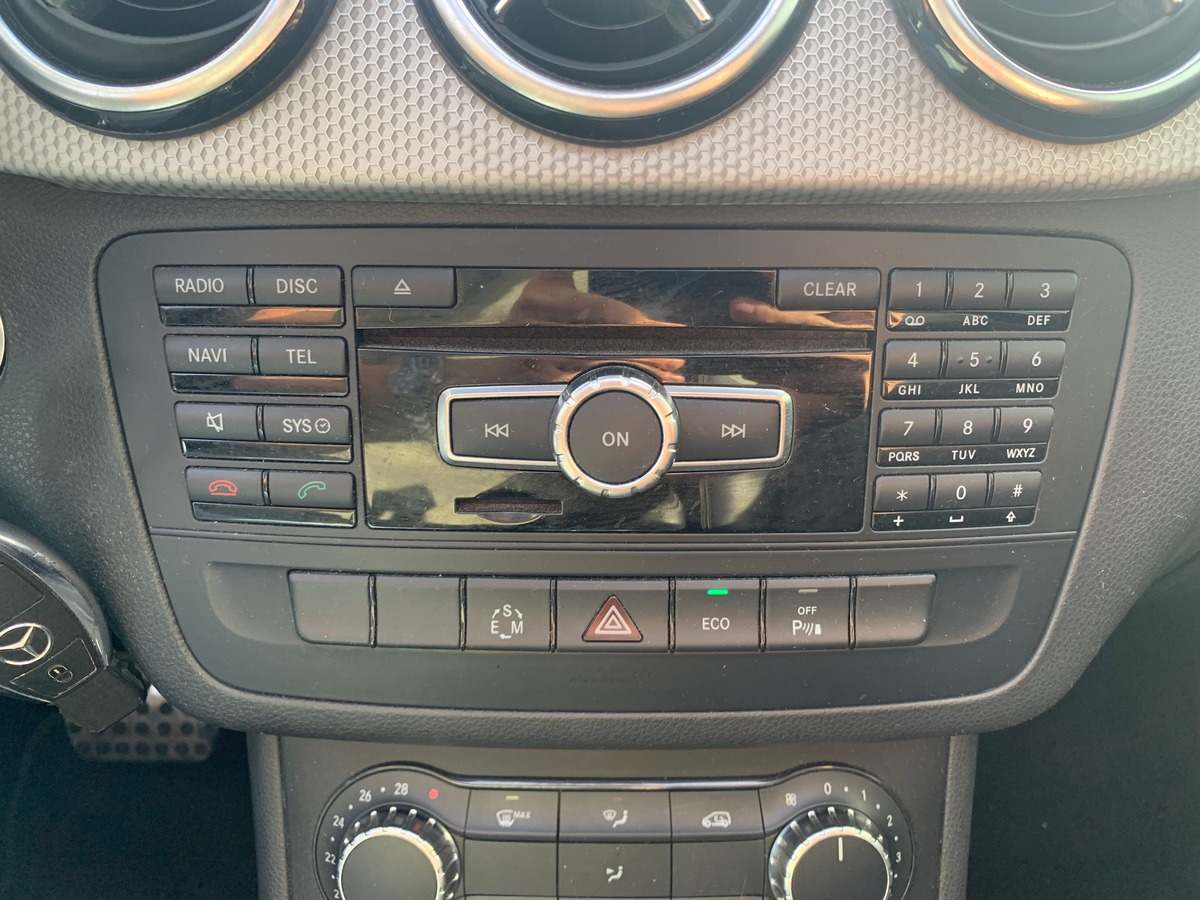 Mercedes-Benz Classe B 136 | Sport | Toit panoramique | Caméra recul | Régulateur | GPS | Attelage