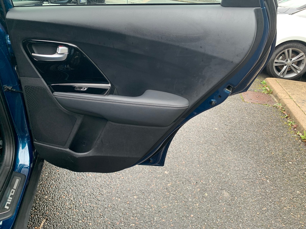 Kia Niro 105 ch | Entretien constructeur | GPS | Régulateur de vitesse adaptatif | Caméra de recul