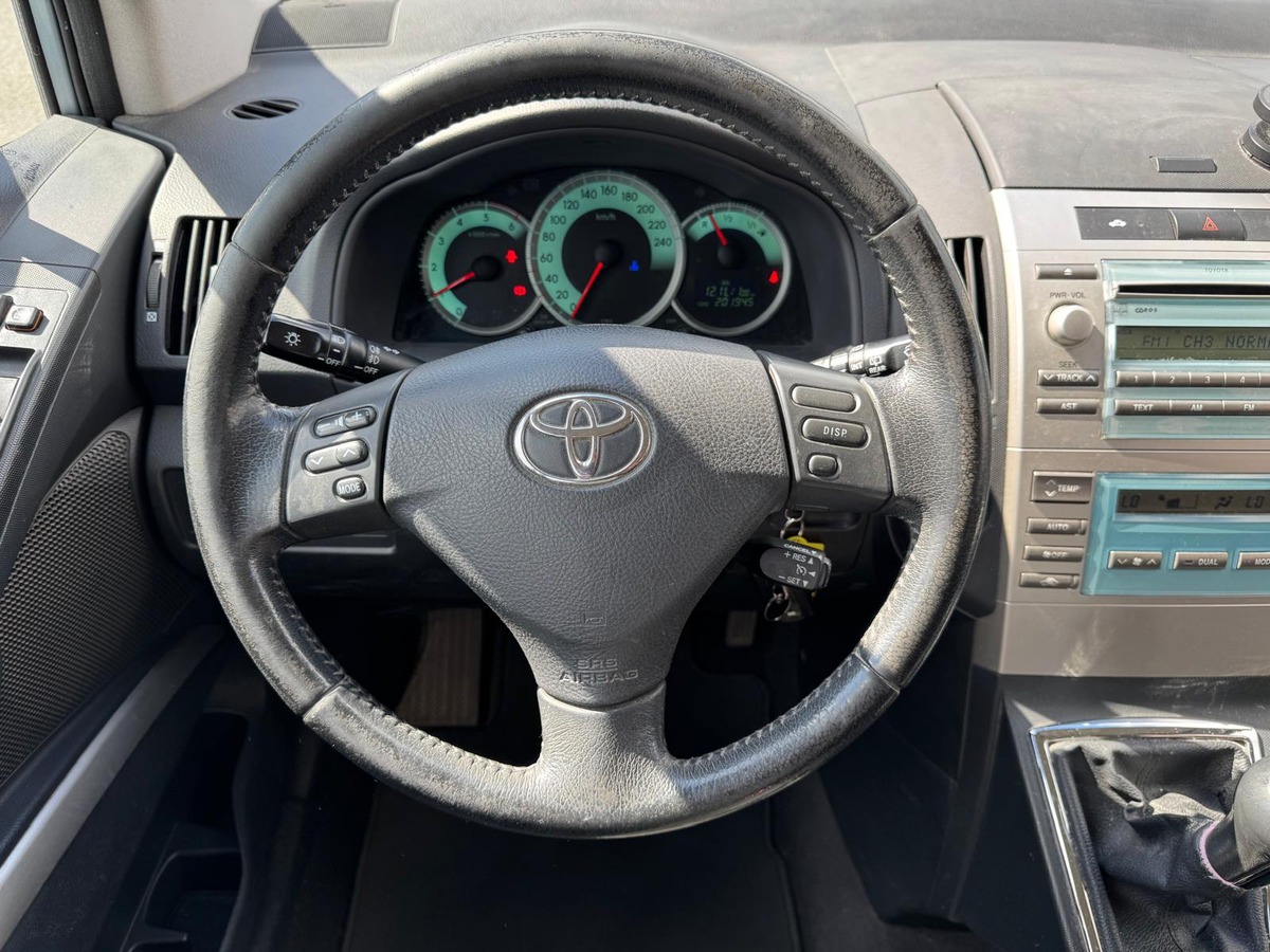 Toyota Corolla Verso 7 places- Facelift- 2.2 D4-D 136cv