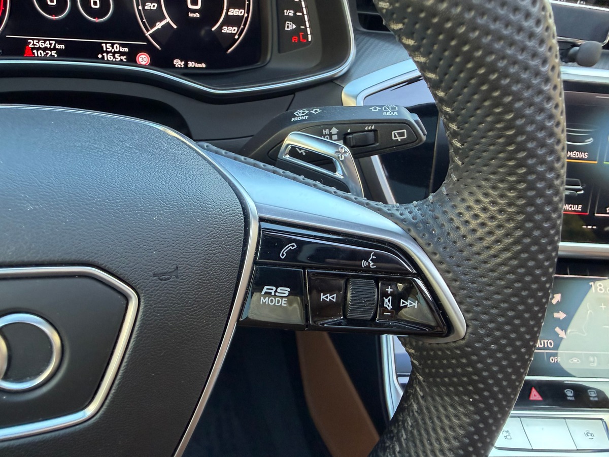 Audi RS6 Avant C8 4.0 V8 600ch FREIN CERAMIQUE / TOIT PANORAMIQUE / SIEGE AV CHAUFFANT VENTILE