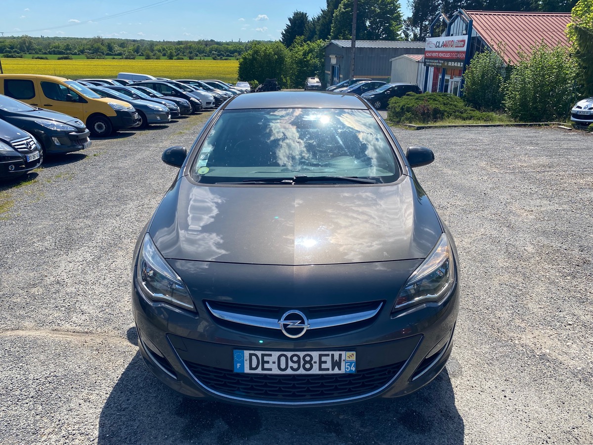 Opel Astra 1.6 cdti 136cv 2014 234200km