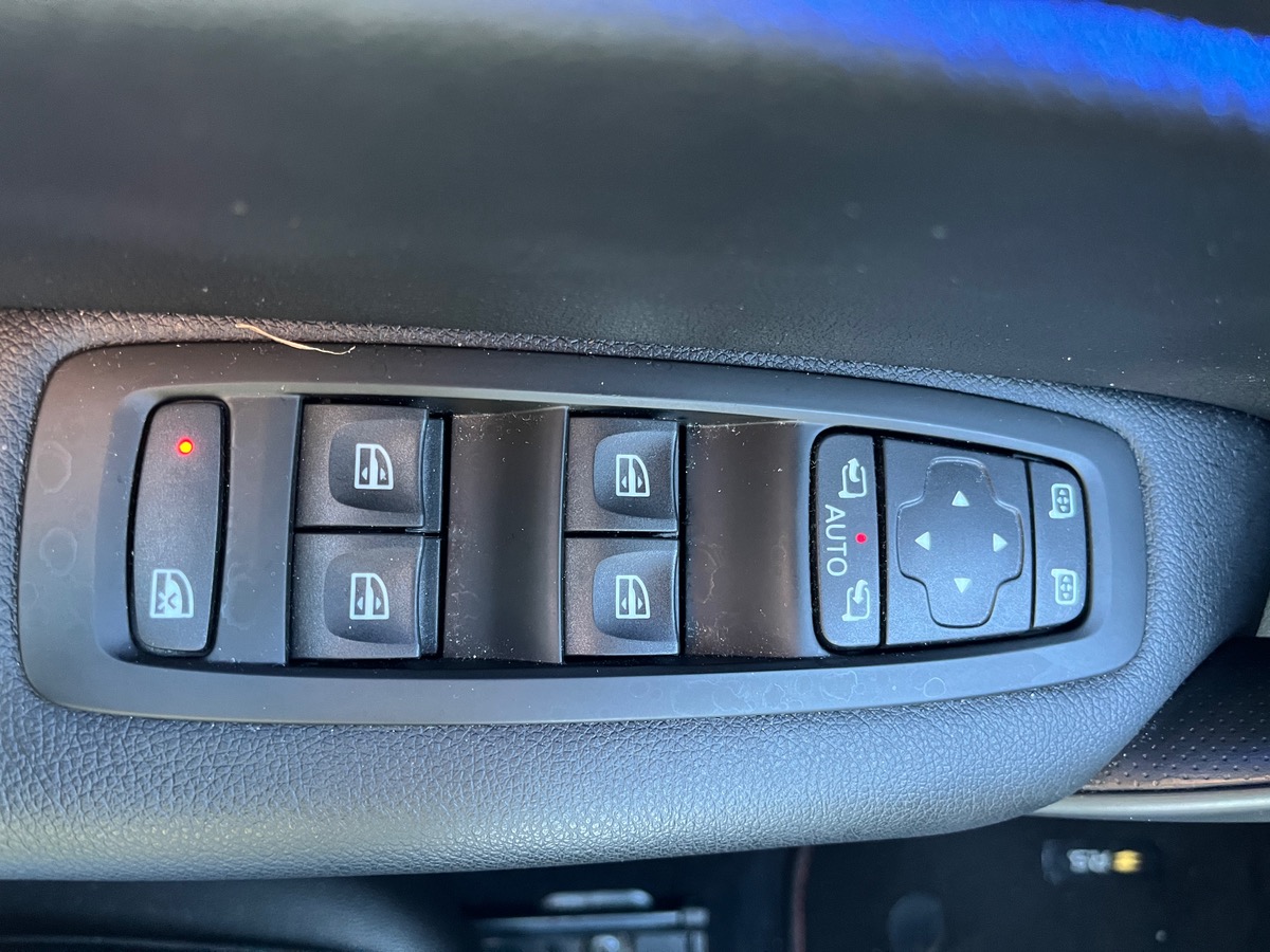 RENAULT Megane IV 1.5 BlueDCI 115ch RS Line EDC, Affichage tête haute, Régulateur adaptatif