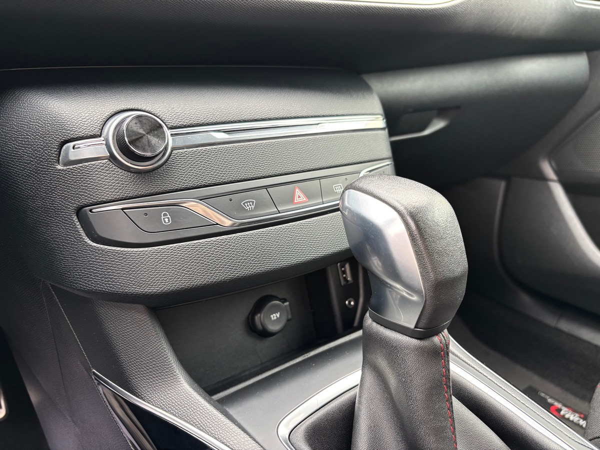Peugeot 308 GT Line 2.0 Blue HDI 150 BVA