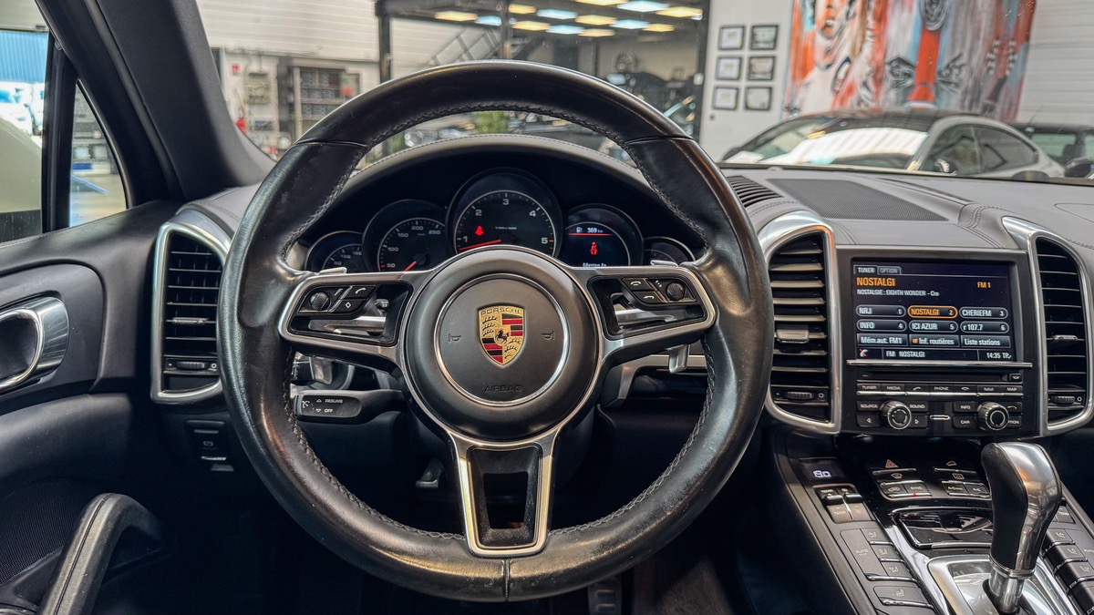 Porsche Cayenne II 3.0 V6 D 262 TIPTRONIC / TO /ENTRETIEN A JOUR 