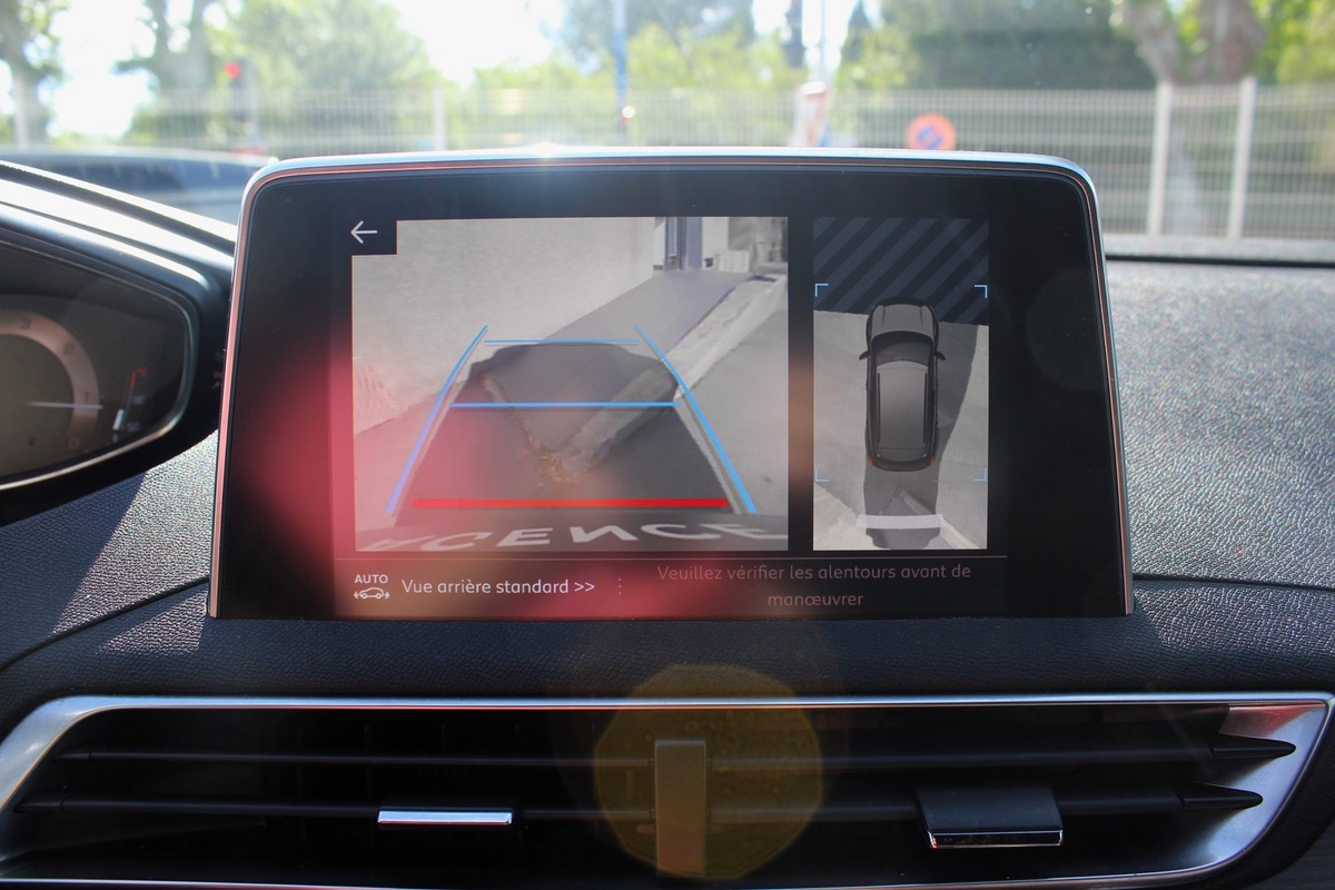 Peugeot 3008 II 2.0 BLUEHDI 180 ch GT EAT6 + CARPLAY + CUIR