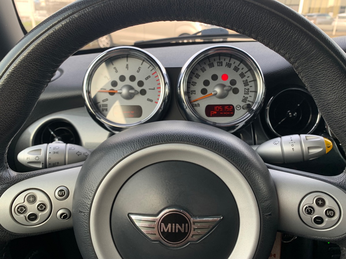 Mini Cooper 112 ch | GPS | Boite automatique | Sellerie cuir | Radar de recul | Régulateur vitesse