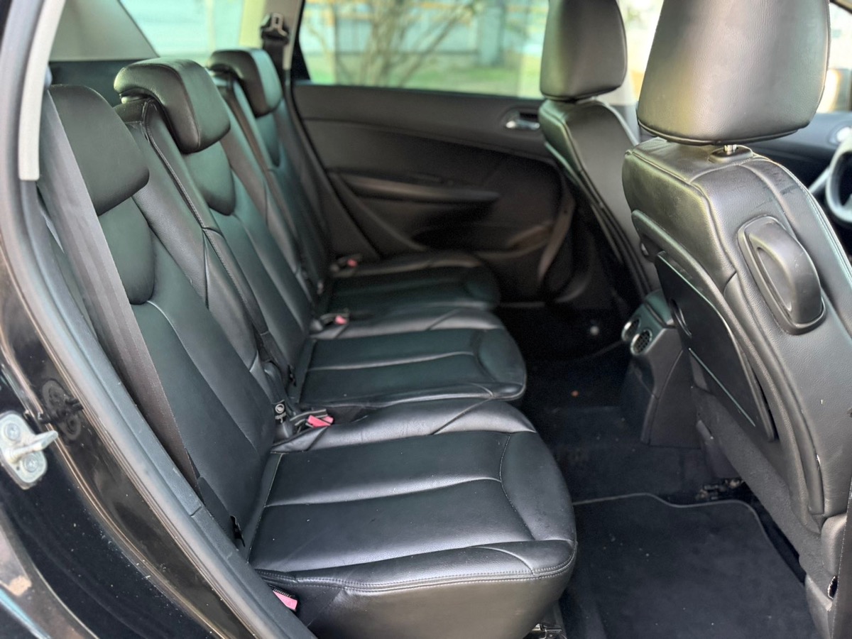 Peugeot 308 SW 2.0 HDI 140 FAP PREMIUM BVM6 7 places