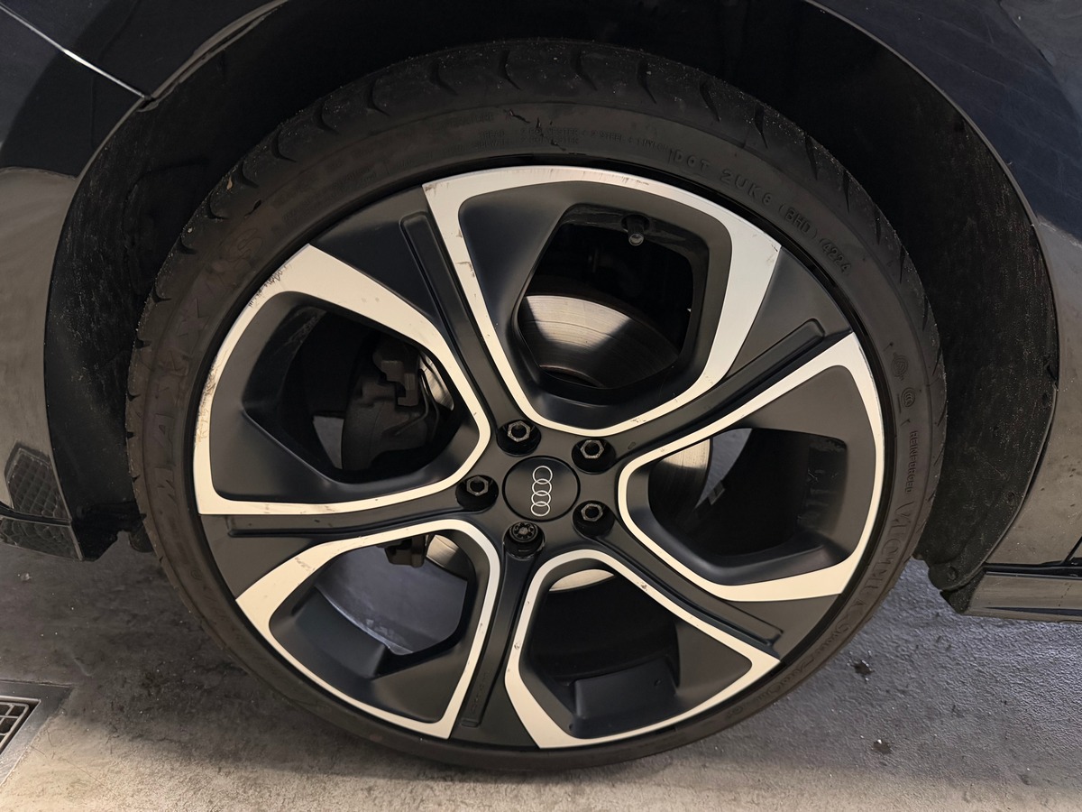 Audi A1 1.4 tfsi 185CH S line S tronic