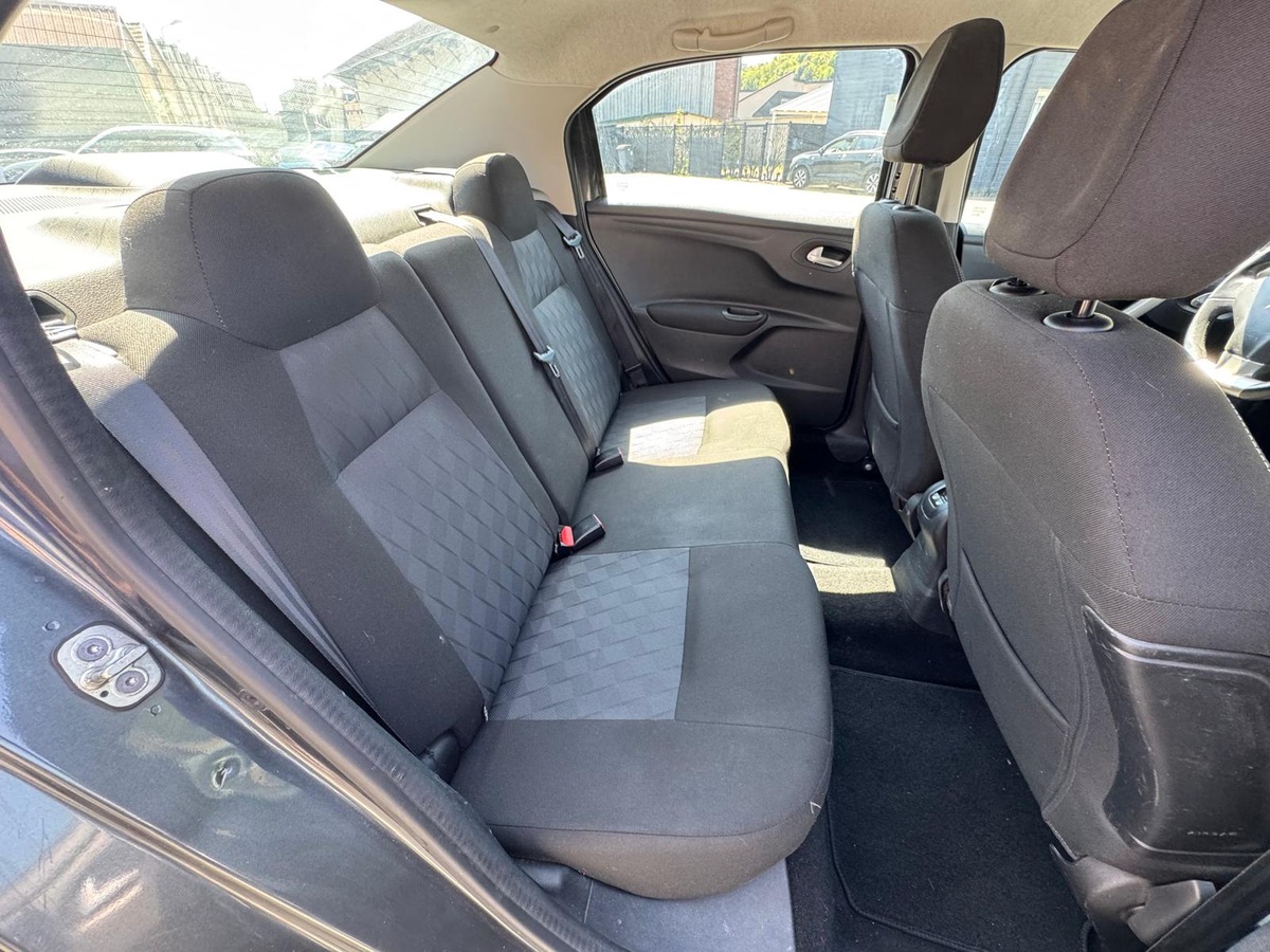 Citroën C-Elysée 1.6 blue-hdi 100ch Confort