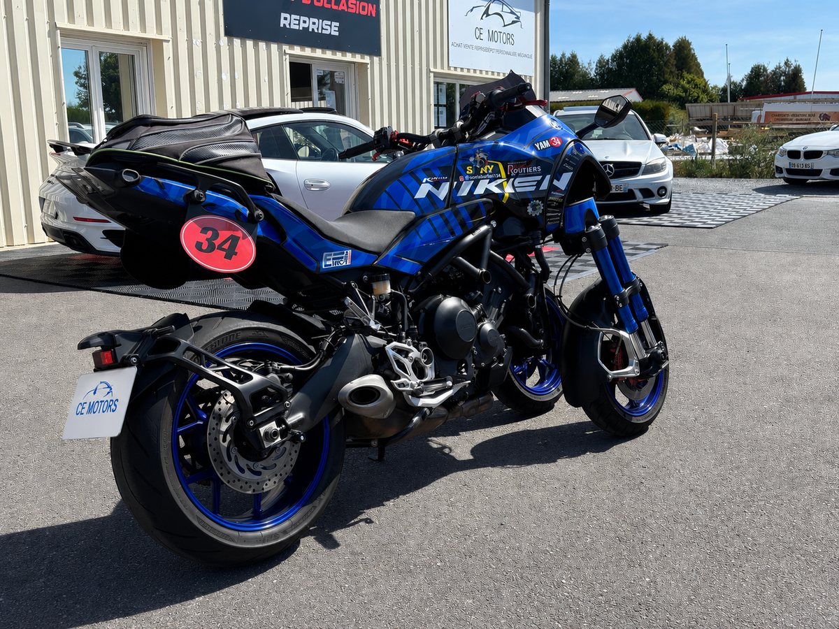 Yamaha NIKEN 850 MTT2