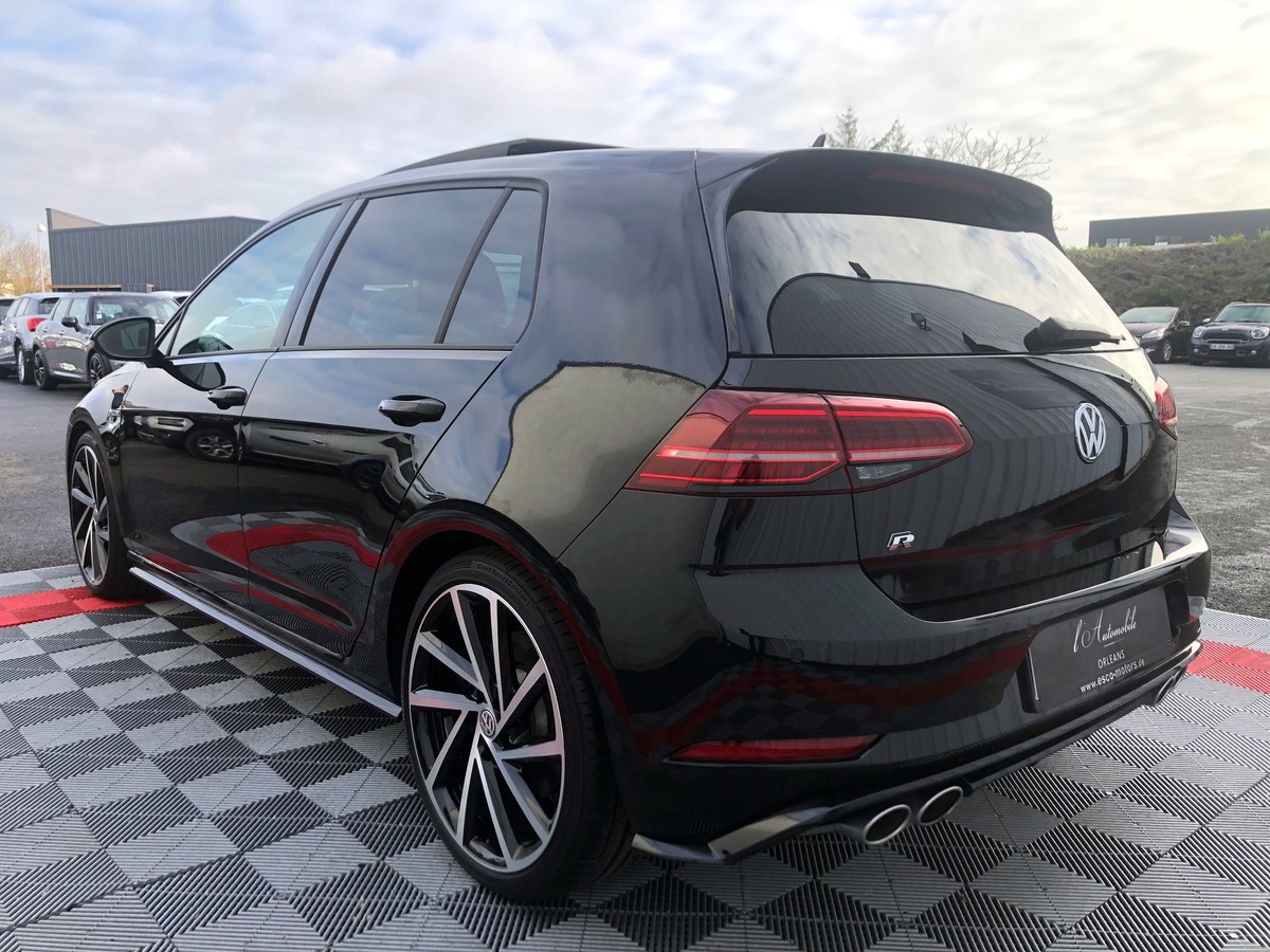 Volkswagen Golf VII 7 R 2.0 TSi 300 DSG7 4MOTION
