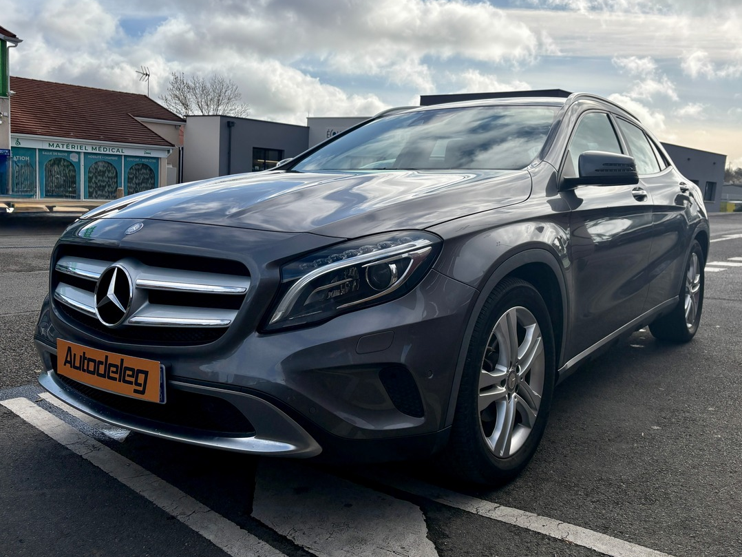Mercedes Benz GLA 200 SENSATION 156CH