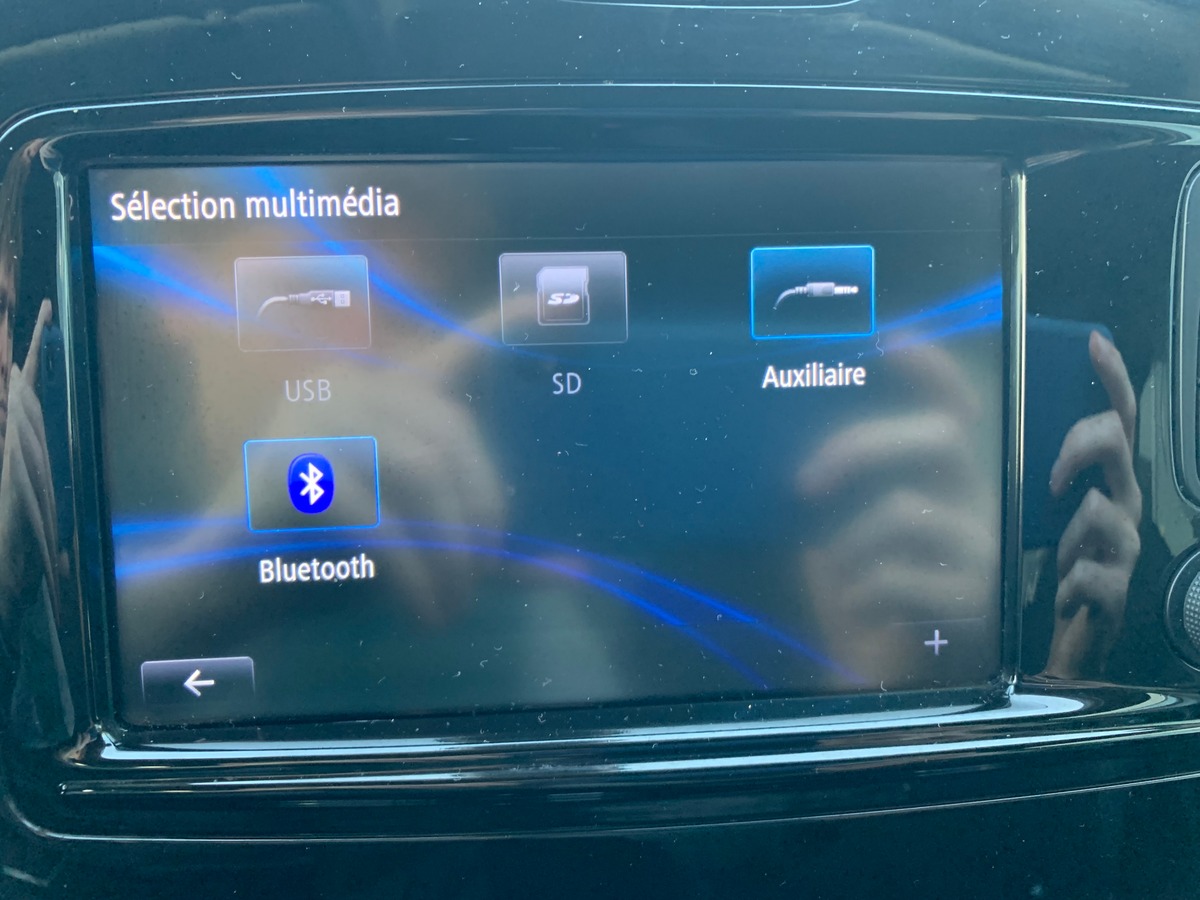 RENAULT Captur 90 ch | Intens | Régulateur vitesse | GPS |  Radars avant arriére | Distribution OK