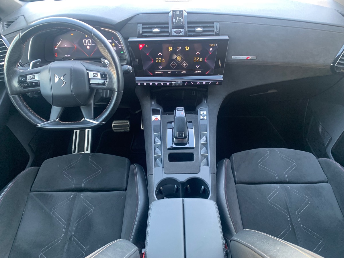 DS DS 7 130 ch | PERFORMANCE LINE + | Caméra de recul | Coffre mains-libres | Sièges électriques