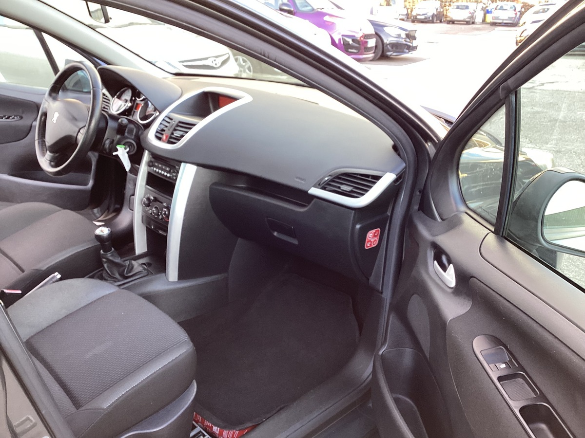 Peugeot 207 1.4 VTI Tendance