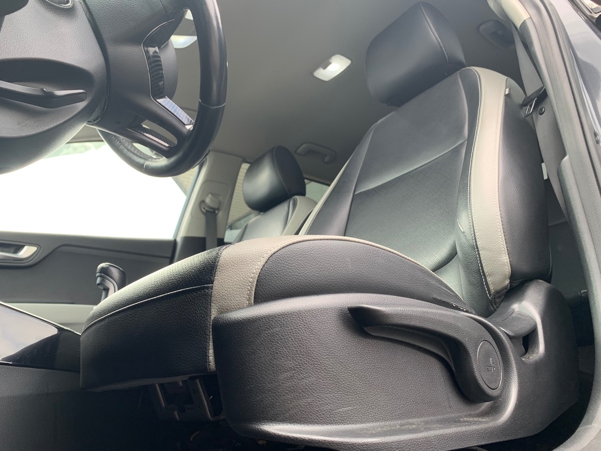 Kia Stonic PREMIUM  | Caméra de recul | Climatisation automatique | Régulateur de vitesse