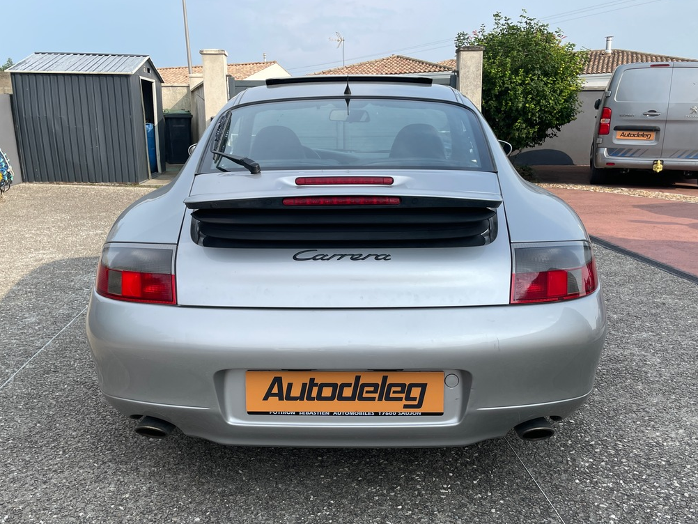 Porsche 911 Carrera coupé (996) 3.4L 301 CH