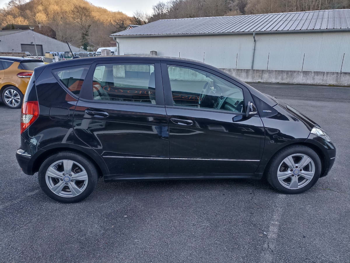 Mercedes Benz Classe A 160 AVANTGARDE BLUEEFFICIENCY 5P