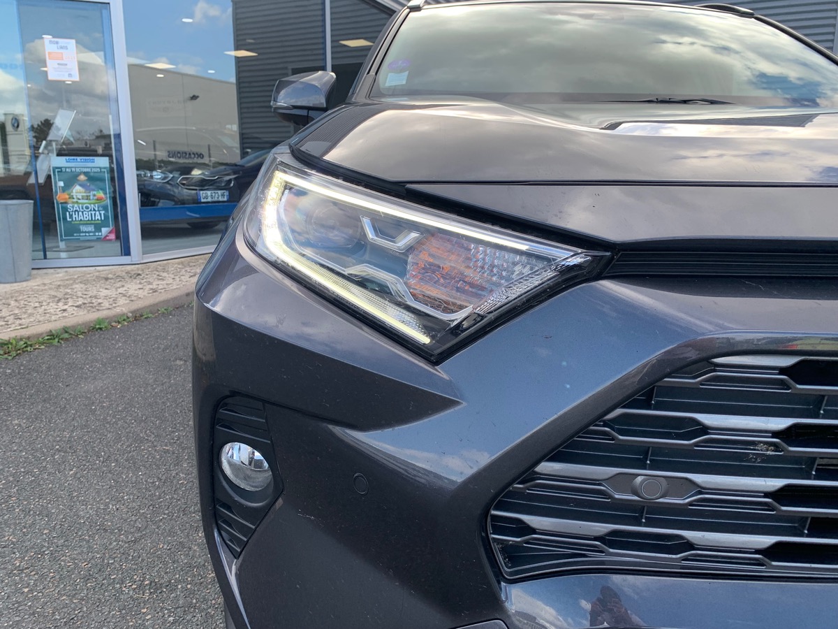 Toyota RAV4 222 ch | AWD | Lounge | Caméra vue 360° | Cuir | Régulateur de vitesse adaptatif