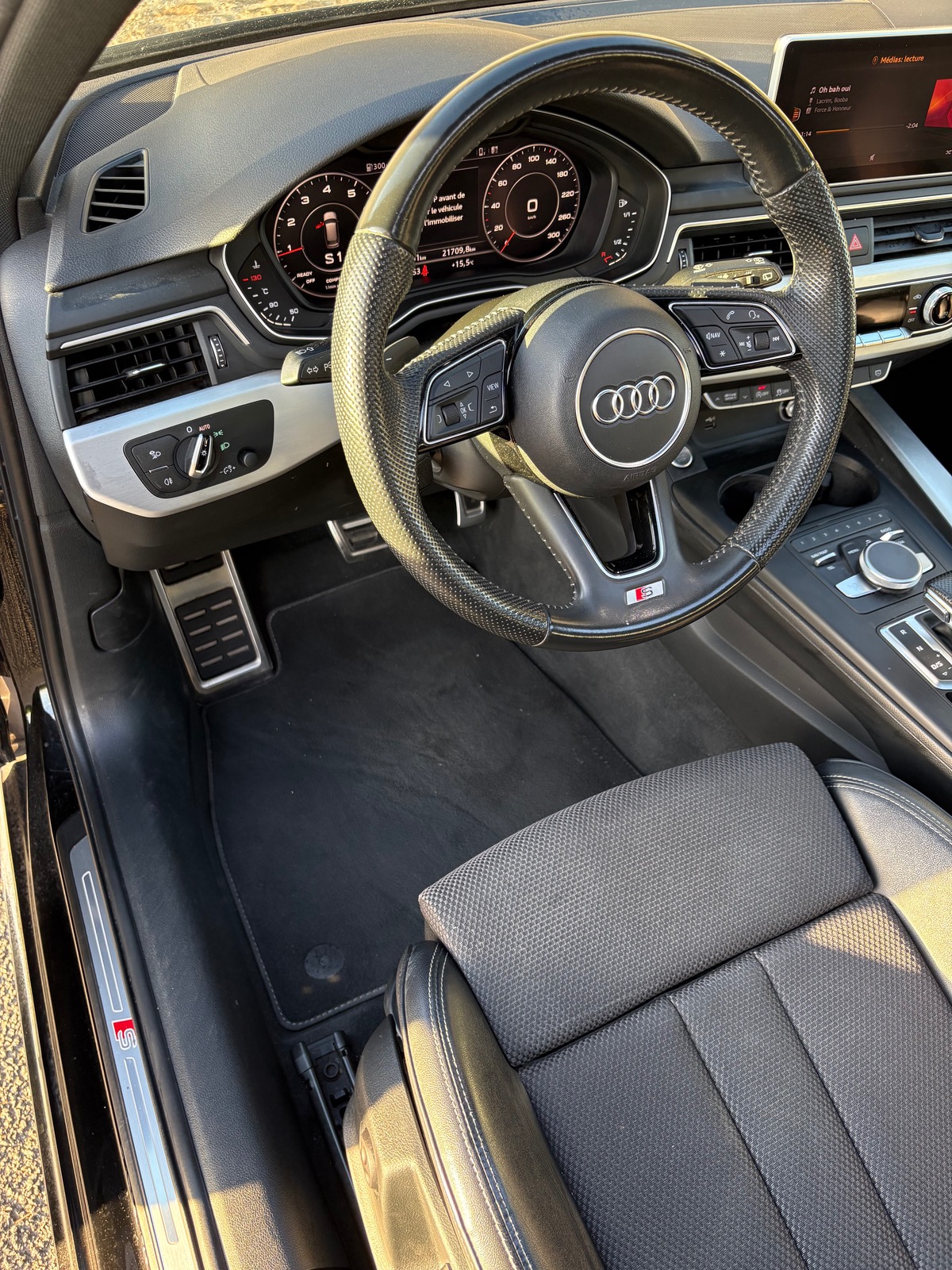 Audi A4 1.4 tfsi 150ch S Line