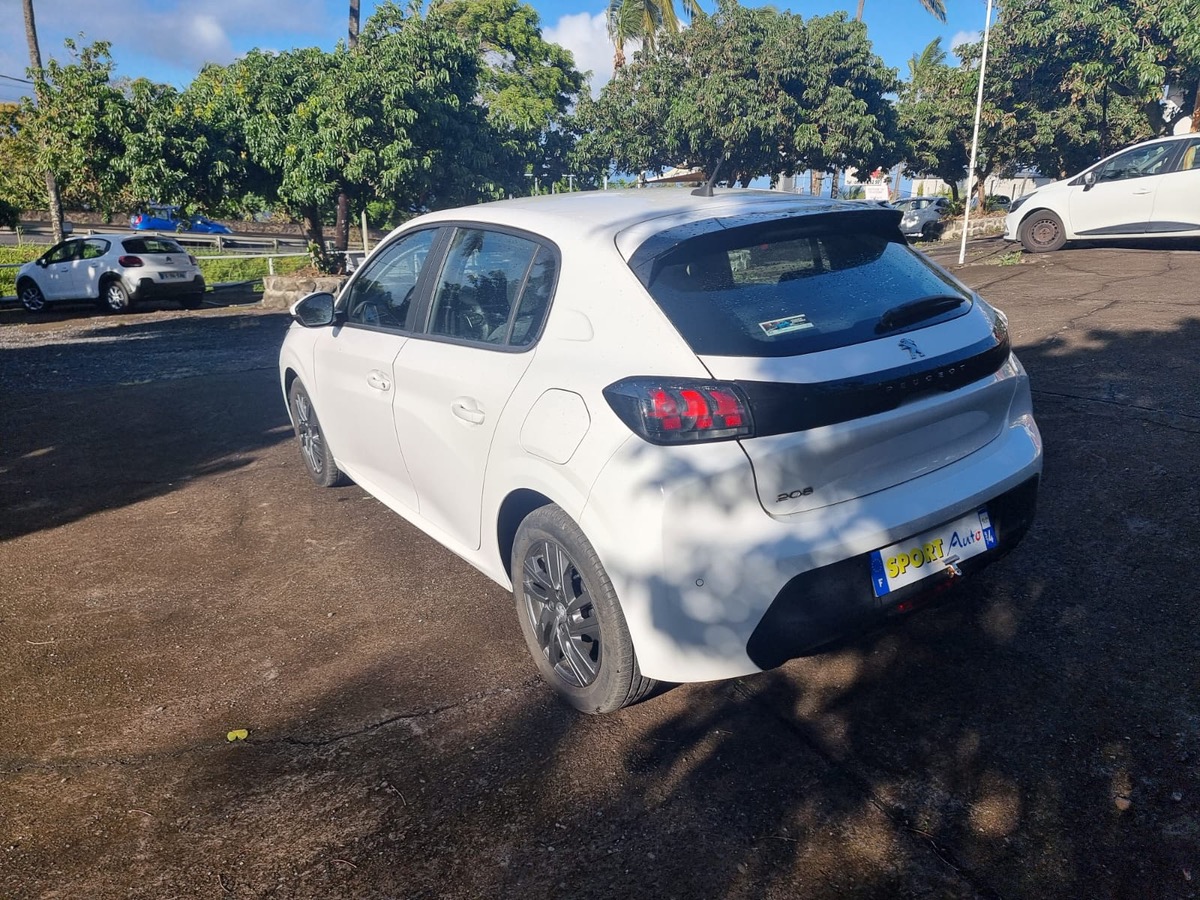 Peugeot 208 2021 29990KM SPORT AUTO 