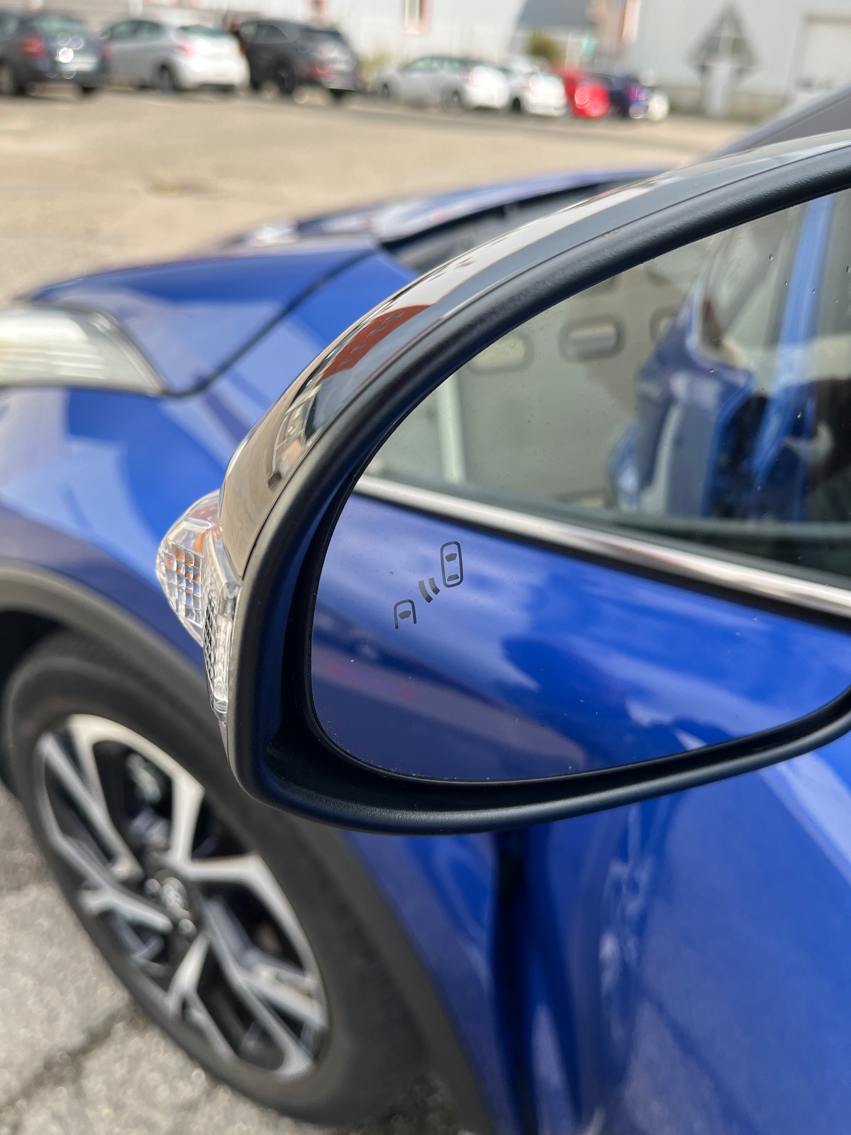 Toyota C HR 1.8 HYBRIDE 122ch COLLECTION, Cuir Alcantara, Sièges chauffants, Caméra de recul, JBL