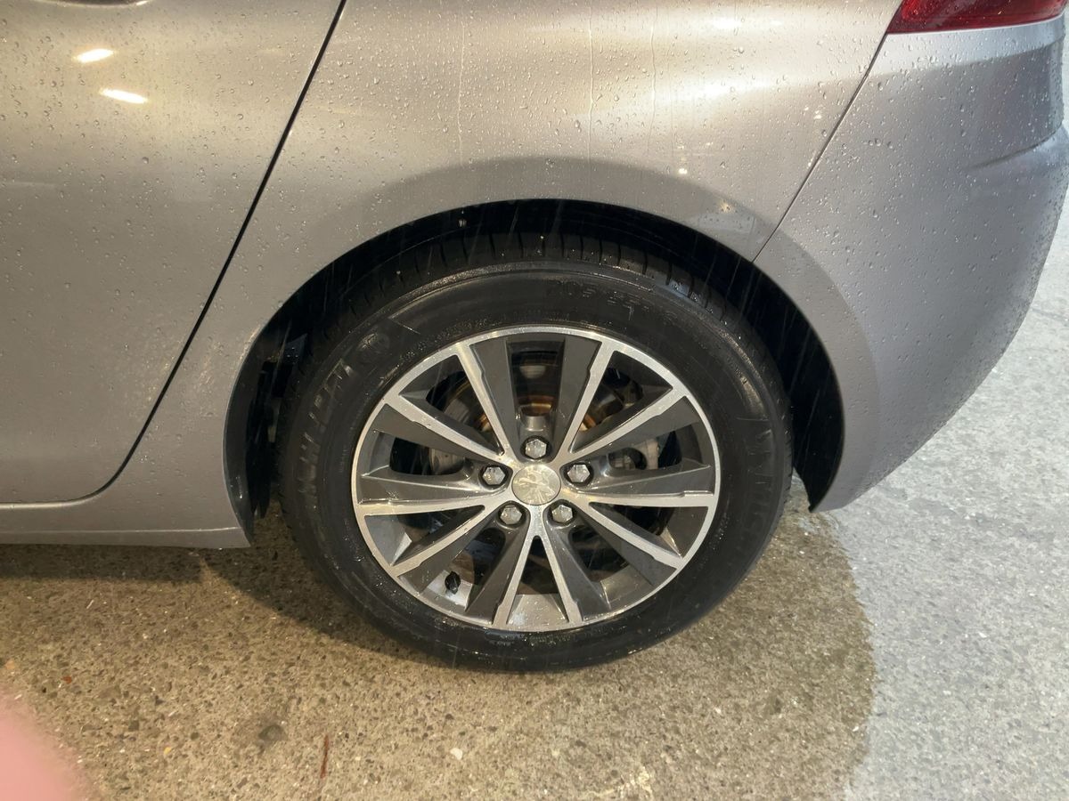 Peugeot 308 1.2 thp finition allure 110